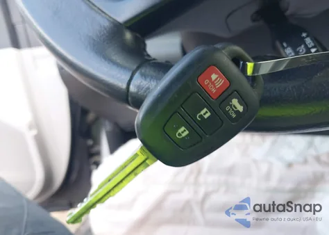 2015 Toyota Camry Se z USA, uszkodzony, nr VIN 4T1BF1FK5FU016987